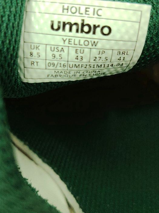 Adidasi umbro fotbal in sala