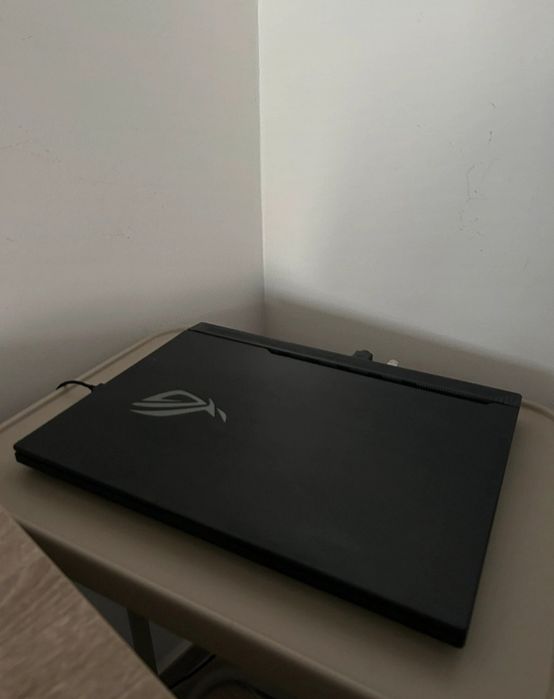 Laptop asus rog strix G15
