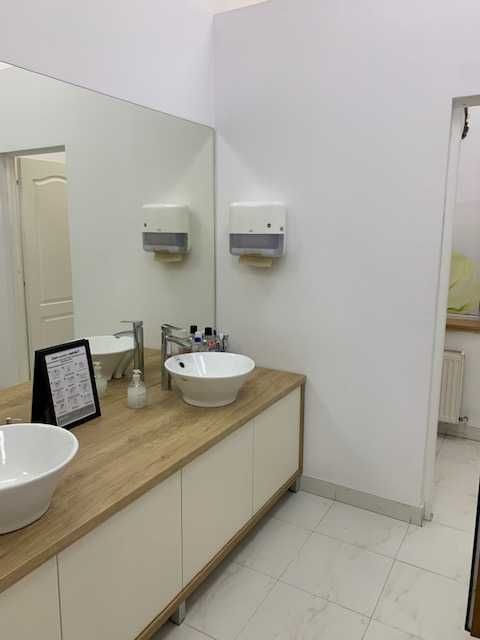 Vand spatiu comercial (complex comercial) Central