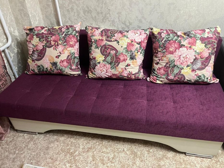Продаю диван 50к