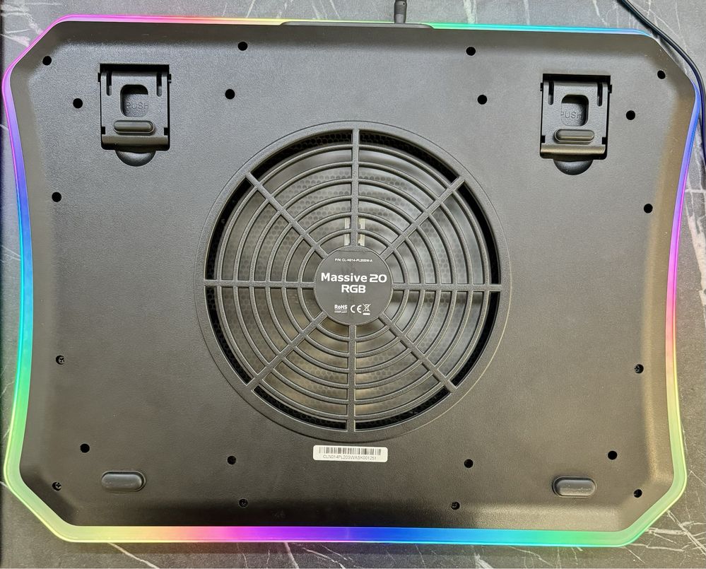 Cooler Laptop THERMALTAKE Massive 20 RGB, Garantie, CA NOU