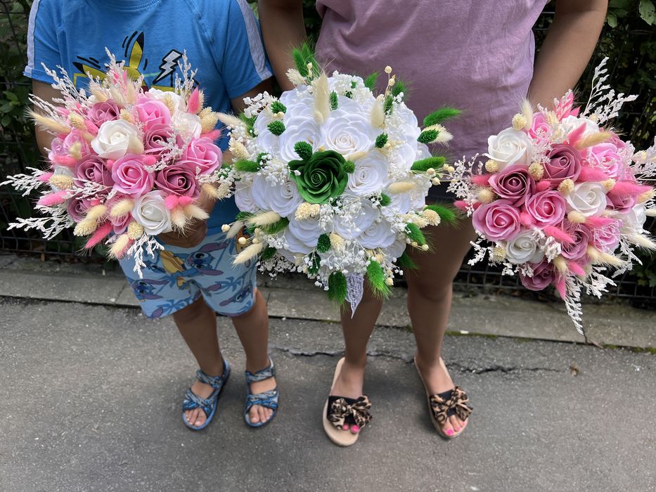Buchete nase, mirese cocarde, corsaje , aranjamente etc