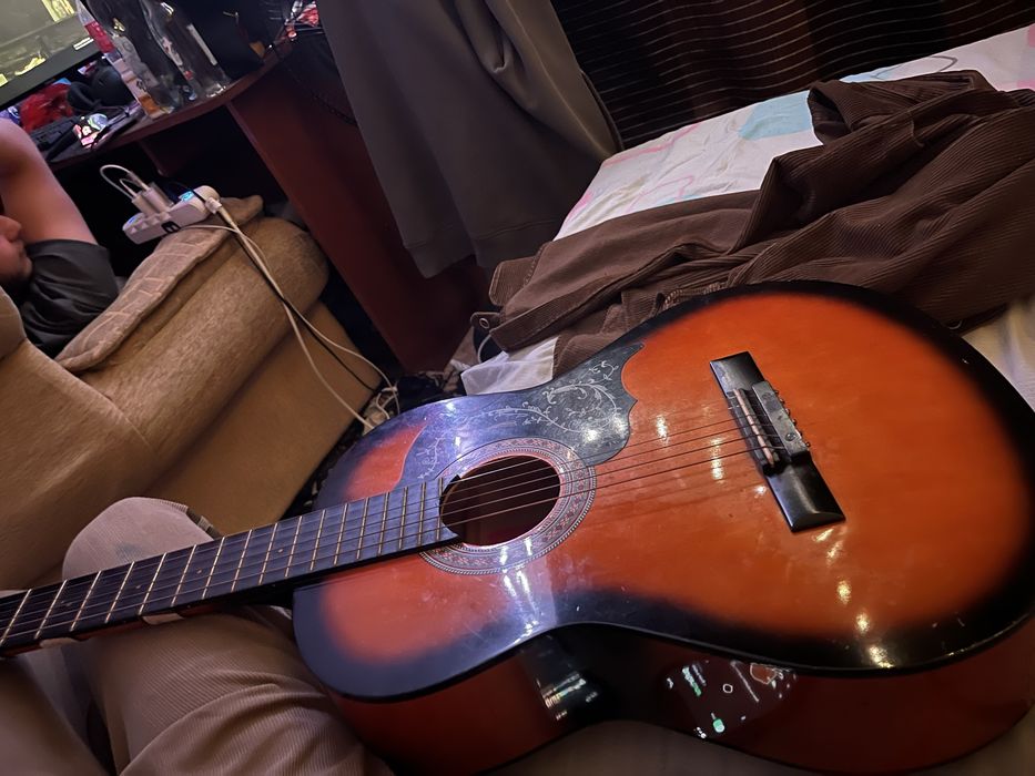 Акустическая гитара sakura