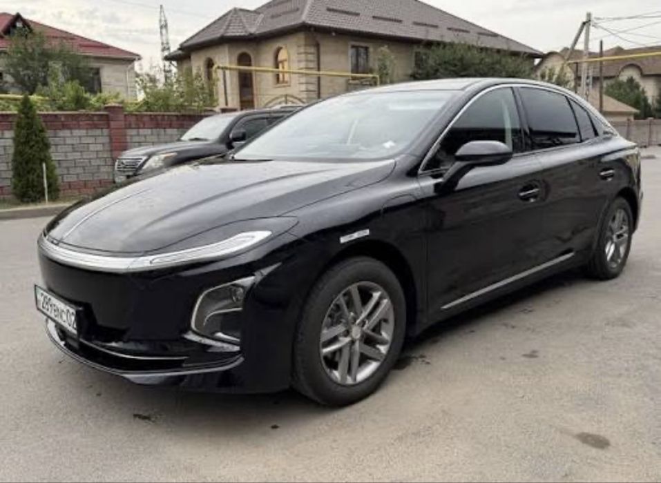 Аренда авто / НОВЫЙ Hongqi E-QM5 / ХОНЧИ / 17 000Тг / БЕЗ ВЫКУПА