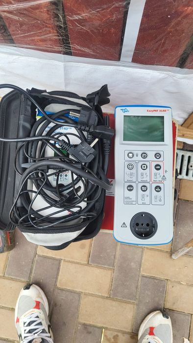 Tester scule electrice