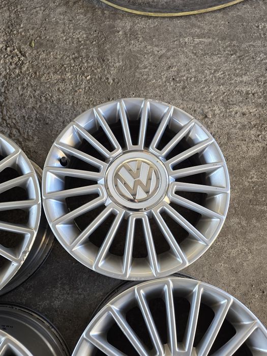 Джанти 15 / 4х100 - VW UP и др. 5x112