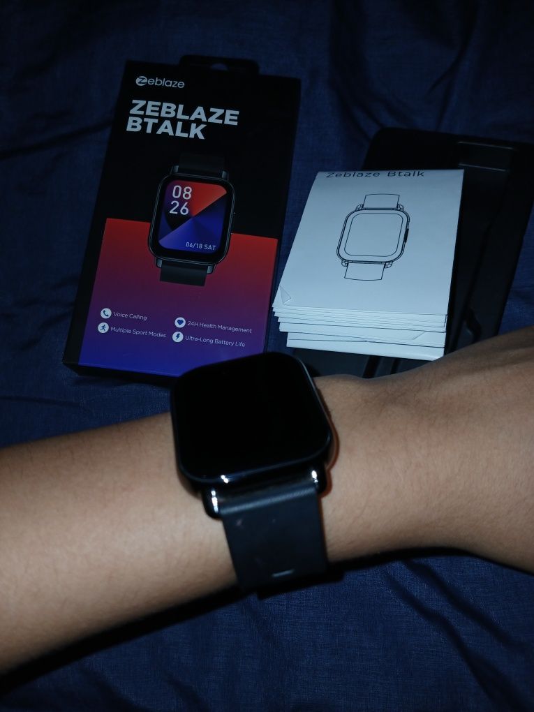 Smartwatch [Zeblaze Btalk] Ideal.  Karobka + dakument + zaryatchik