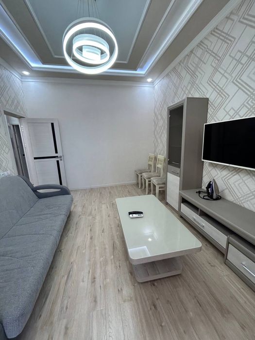 2/6/9 Паркентский базар(новый трехуровневый мост новостройка