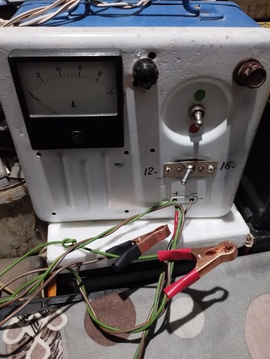 Продам зарядное устройство 12v/16v