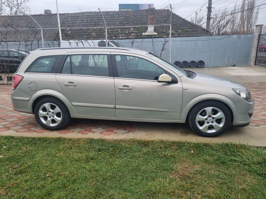 Cutie viteze 5+1 opel astra h. 16 16 v  xe