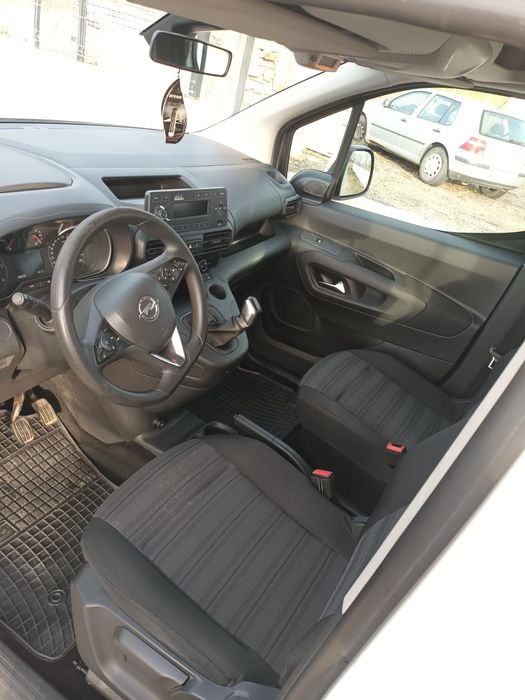 Vând Opel Combo Life