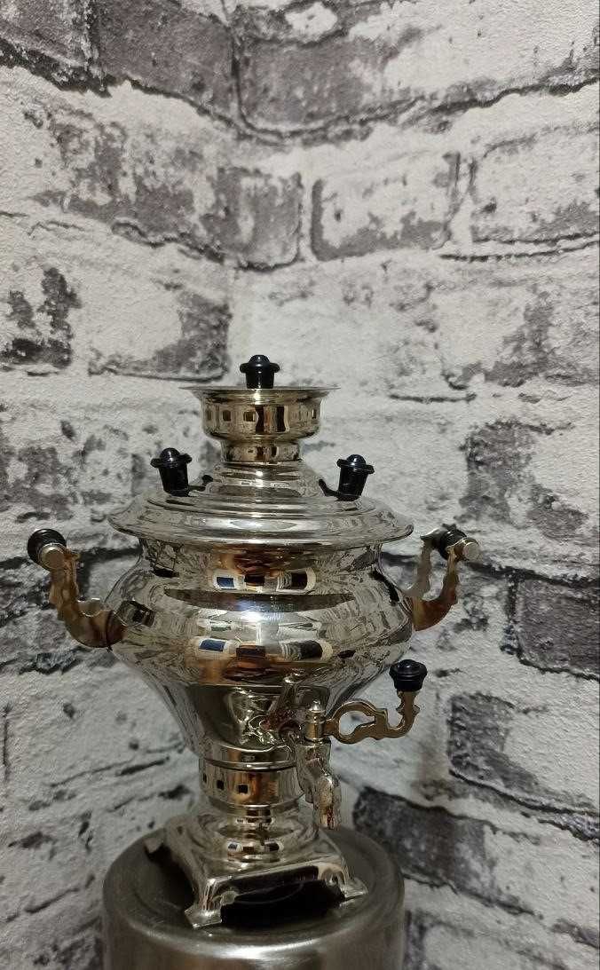 Сувенирный самовар.