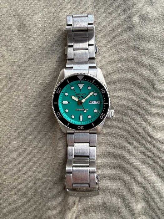 Seiko 5 Sport Tiffany Blue 38mm SRPK33K1