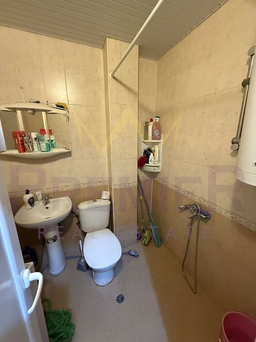 Продава се Двустаен апартамент в к.к. Слънчев бряг - 61 кв.м за 1115 €/кв.м - Снимка #12