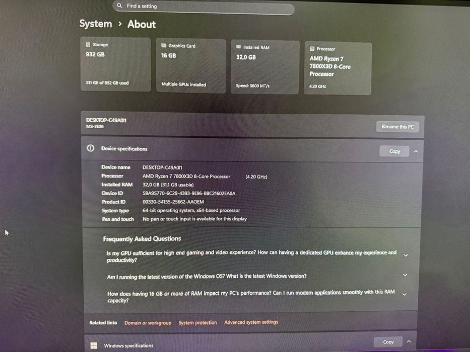 Геймърски компютър + Монитор