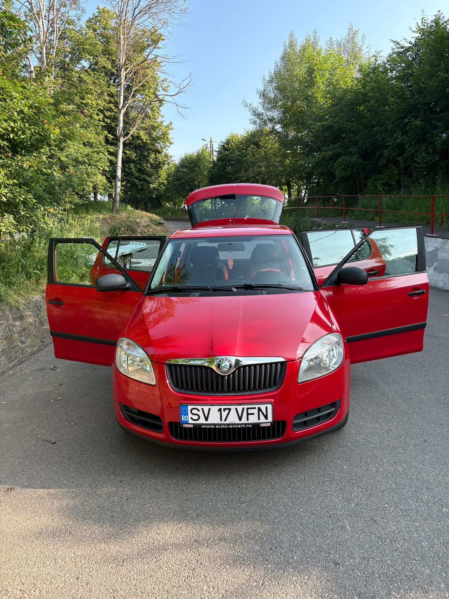 Vând Skoda Fabia