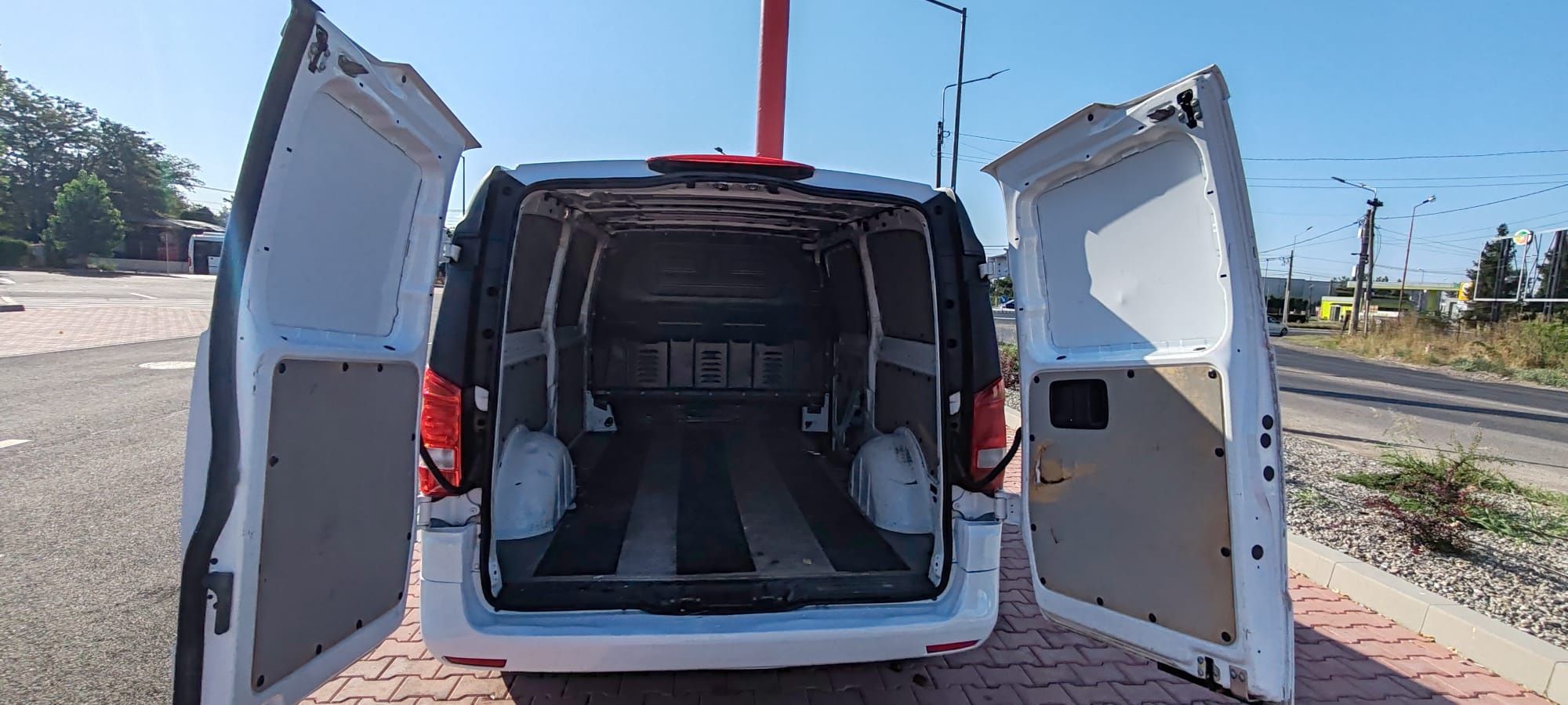 Vând Mercedes Vito 2018 diesel aer condiționat