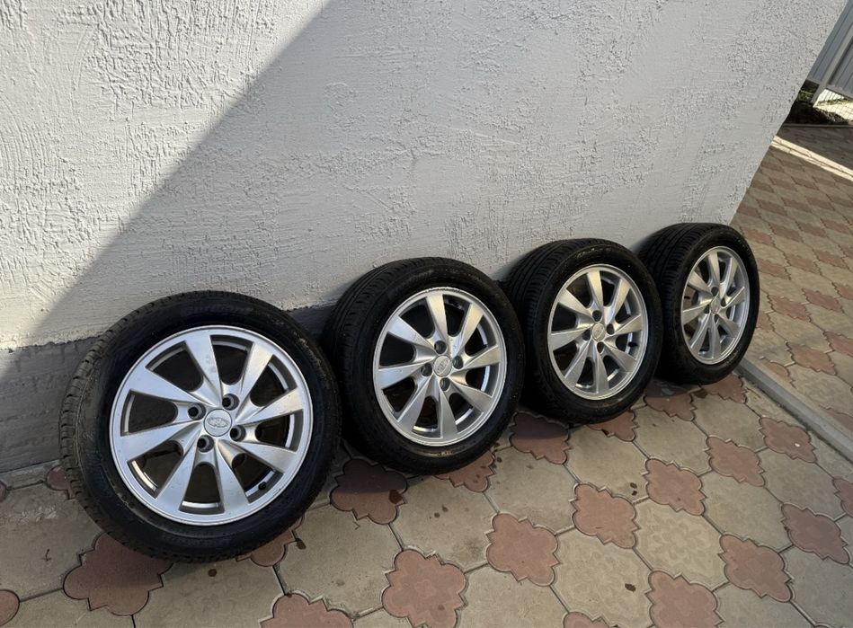 Сильверы на 15 с хорошей резиной срочно