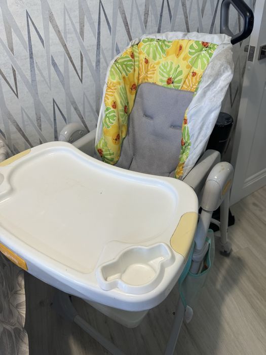 Продам стульчик для кормления