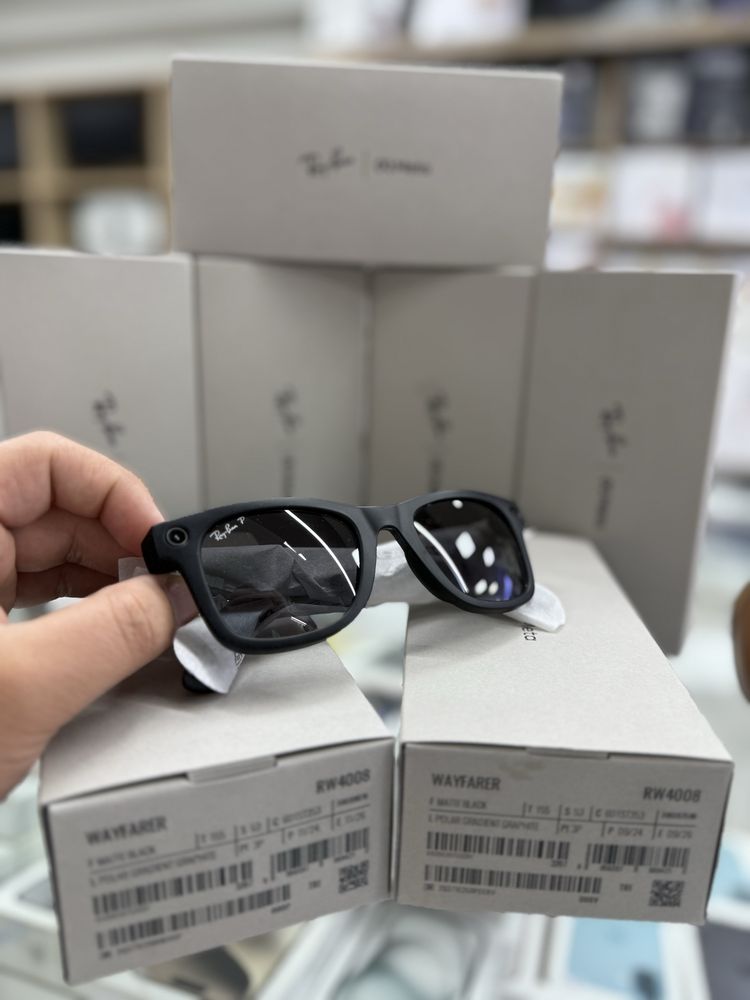 Ray-Ban Meta Wayfarer Polar Gradient Graphite