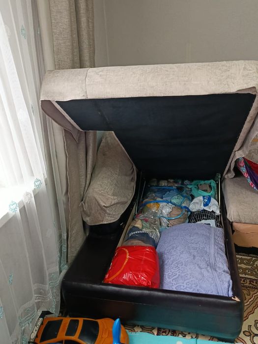 Продам диван и кресло