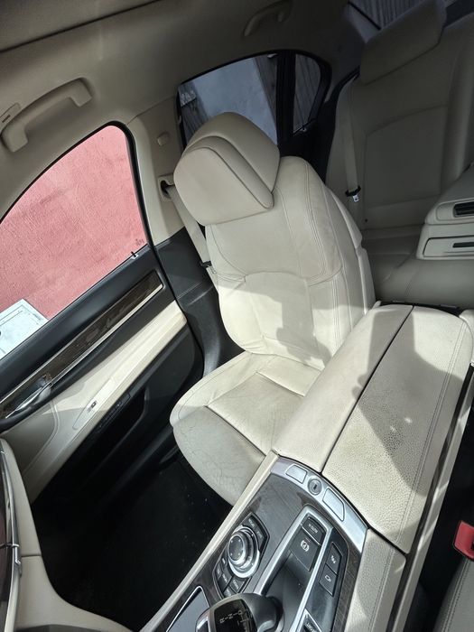 Cutie bmw f01 f06 f07 f10 f11 f12 GA8HP70Z