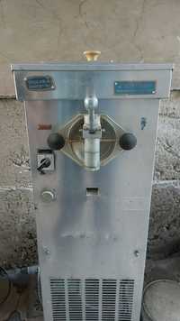 Мороженный апарат фризер  18-22 литров