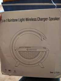 Lampa multicolora cu încărcare wireless si boxa integrata