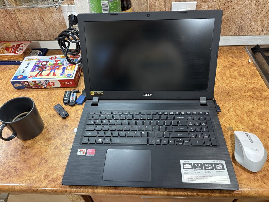 Laptop ACER aspire 3