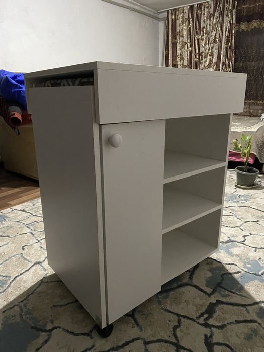 Стол для швей 3 в одном.