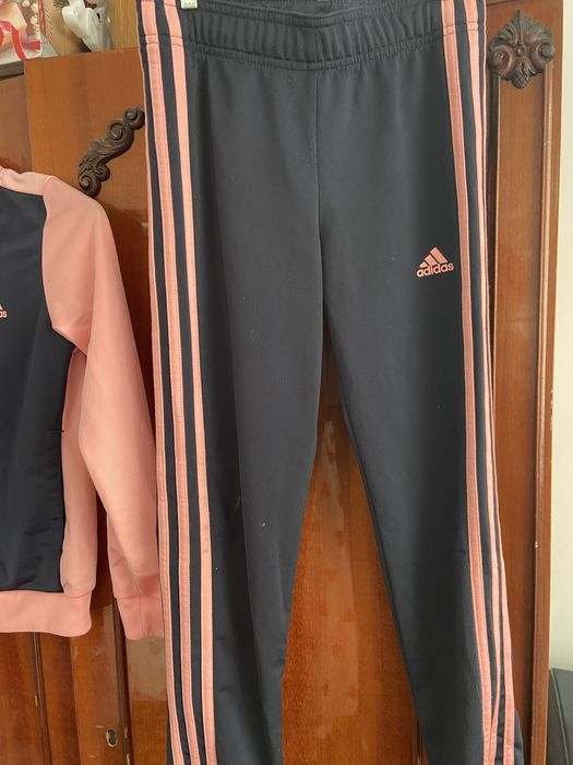 Trening Adidas original,mărimea 9-10 ani