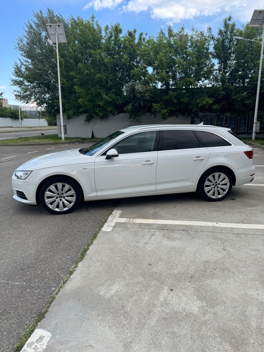 Audi a4 b9 virtual