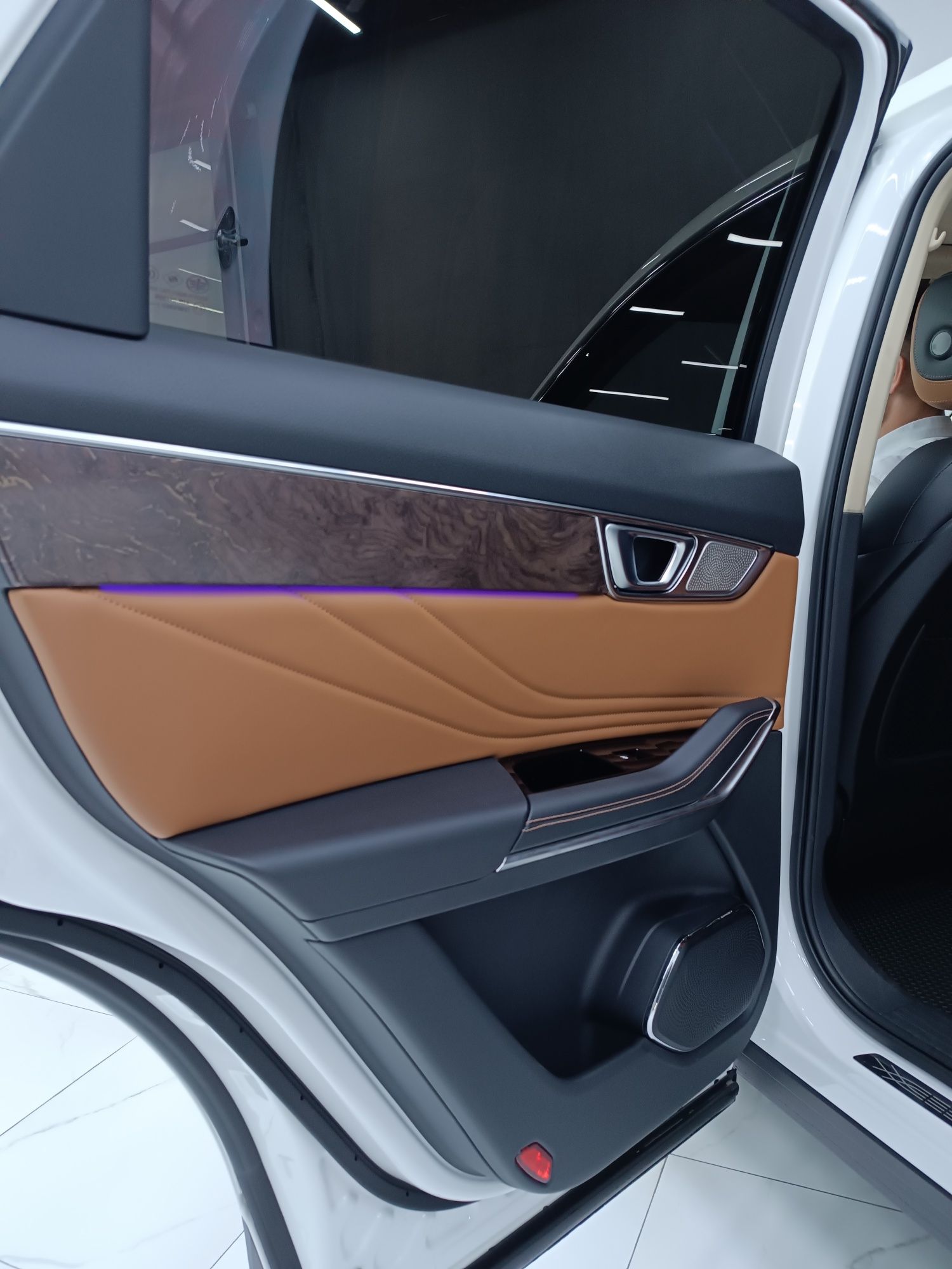 Bestune T99 FAW 2 Turbo 2023 в рассрочку можно договорится