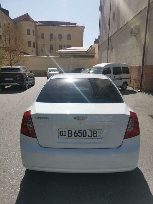 Sotiladi Lacetti Gentra