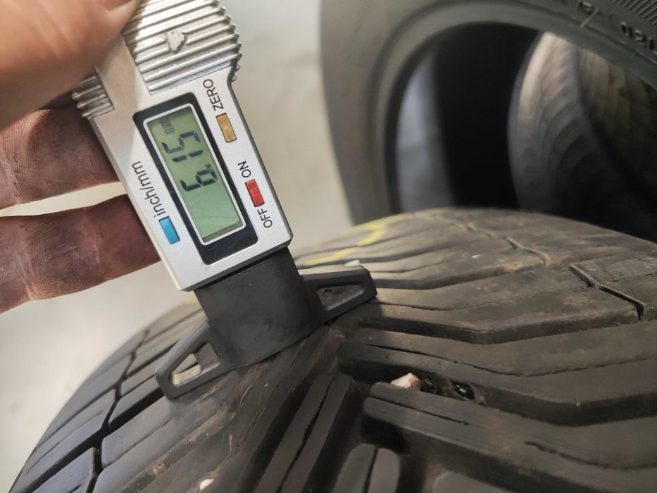 4бр.зимни гуми 235/60/18 Michelin