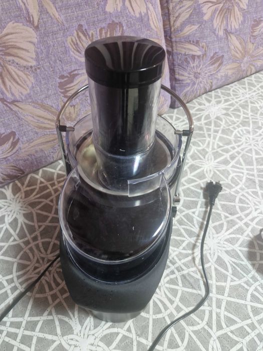 Продава се сокоизтисквачка  Tarrington House EC330S