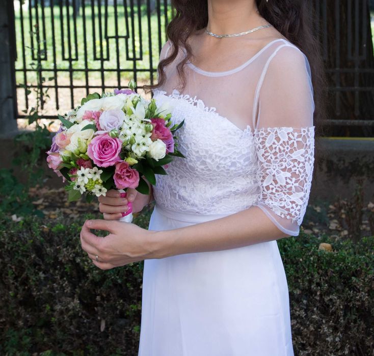Vând rochie de mireasă