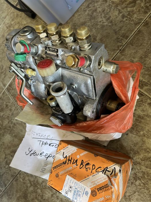 Продавам горивна помпа за универсал