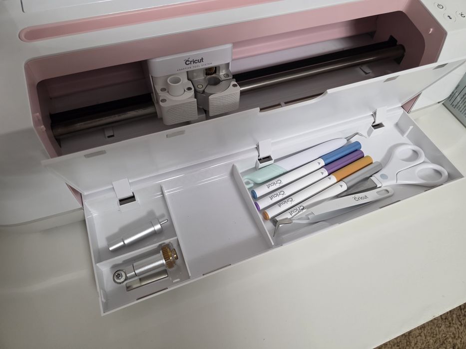 Cricut Maker Rose Edition