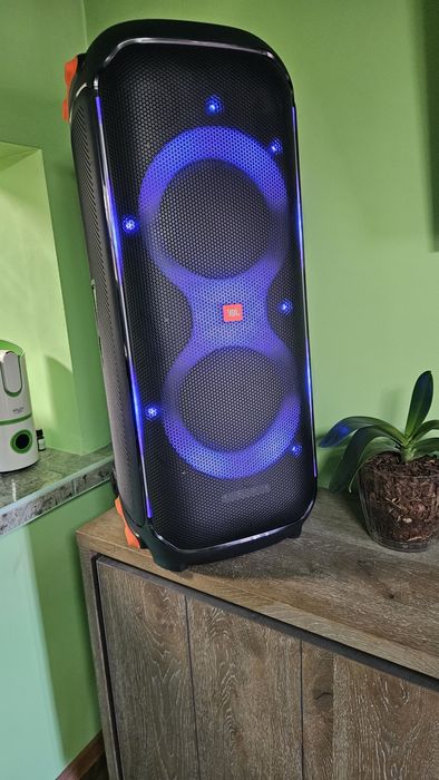 Jbl partybox 710