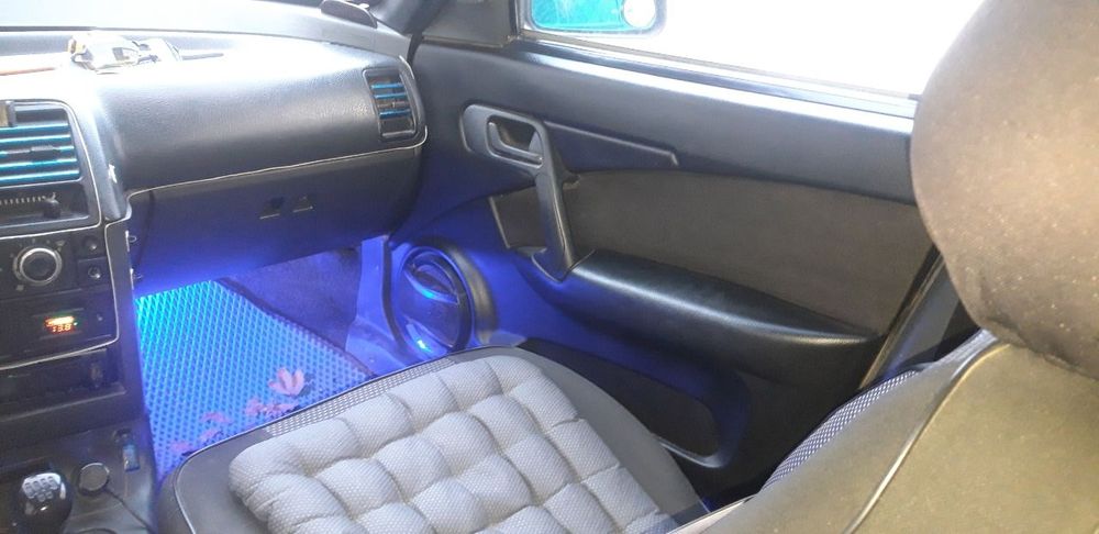 Продаю мушину Lada 2110