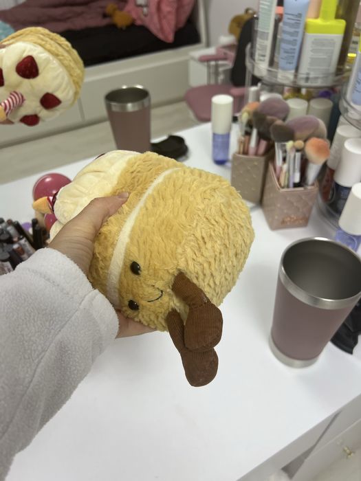 Jellycat cake _plus