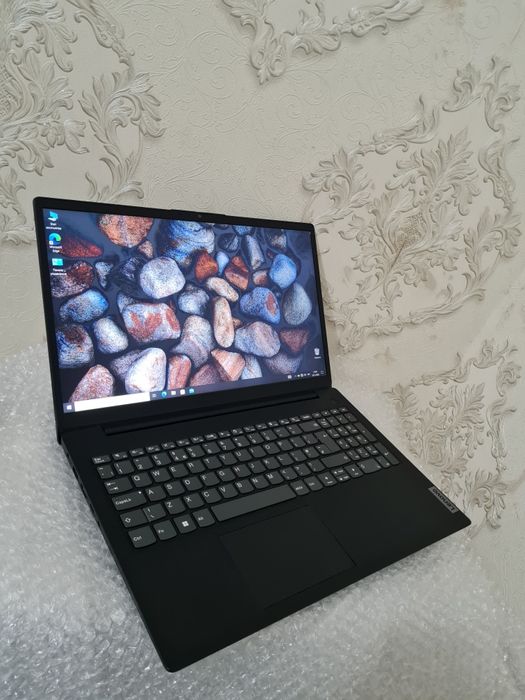 Ноутбук Lenovo idepad holati ideal