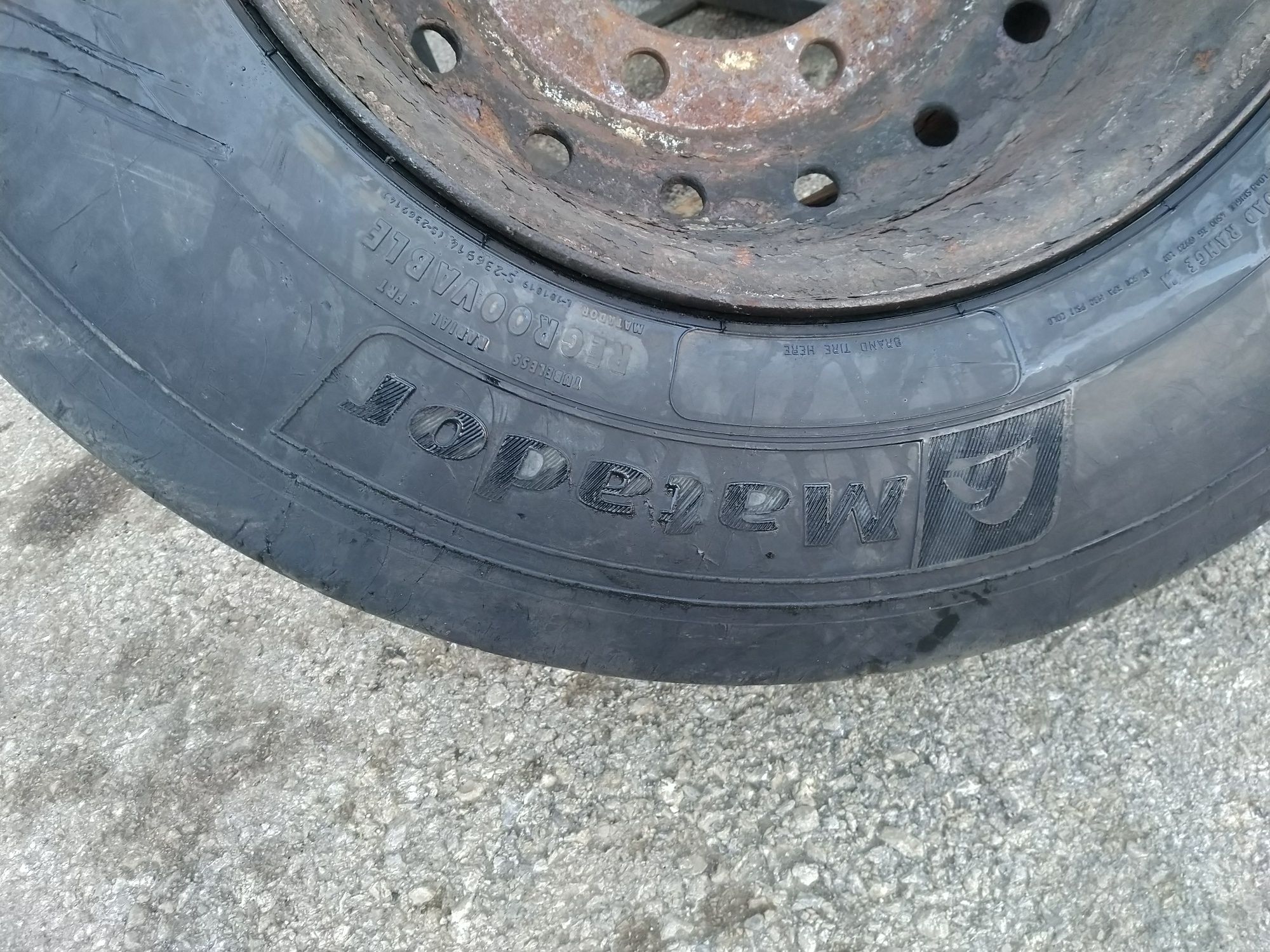 Гума 445/45 R 19.5 100 лв.