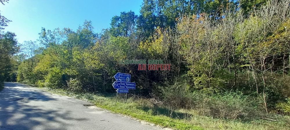 Парцел в Варна-м-т Ракитника площ 4990 цена 40000