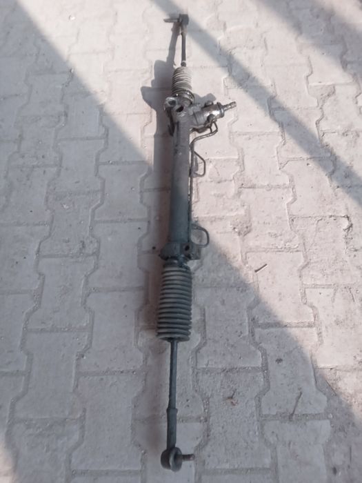 Продам рулевую рейку.