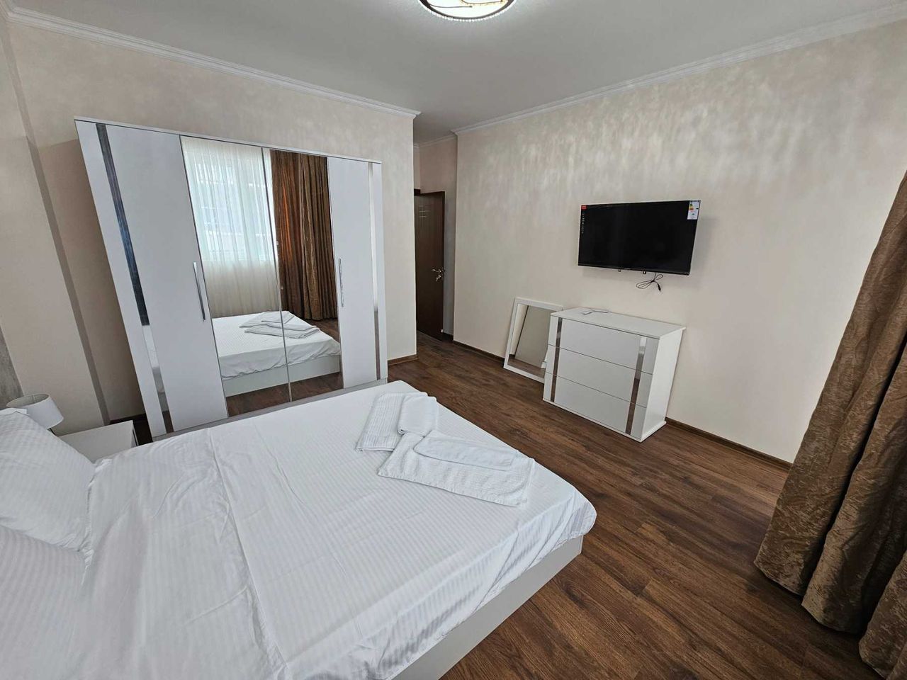 Продава се Тристаен апартамент в Велинград - 86 кв.м за 1551 €/кв.м - Снимка #7