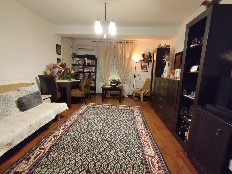 Apartament 2 camere decomandat Etaj 1 Zona Ford Ferval