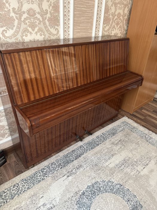 Отдам фортепиано, состояние хорошее