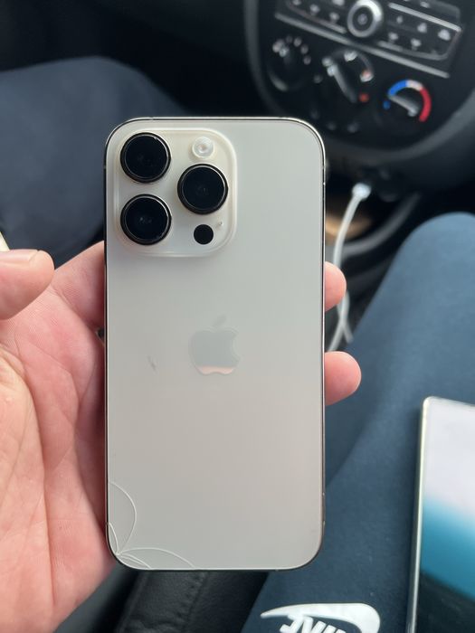 Айфон 14про голт 128г